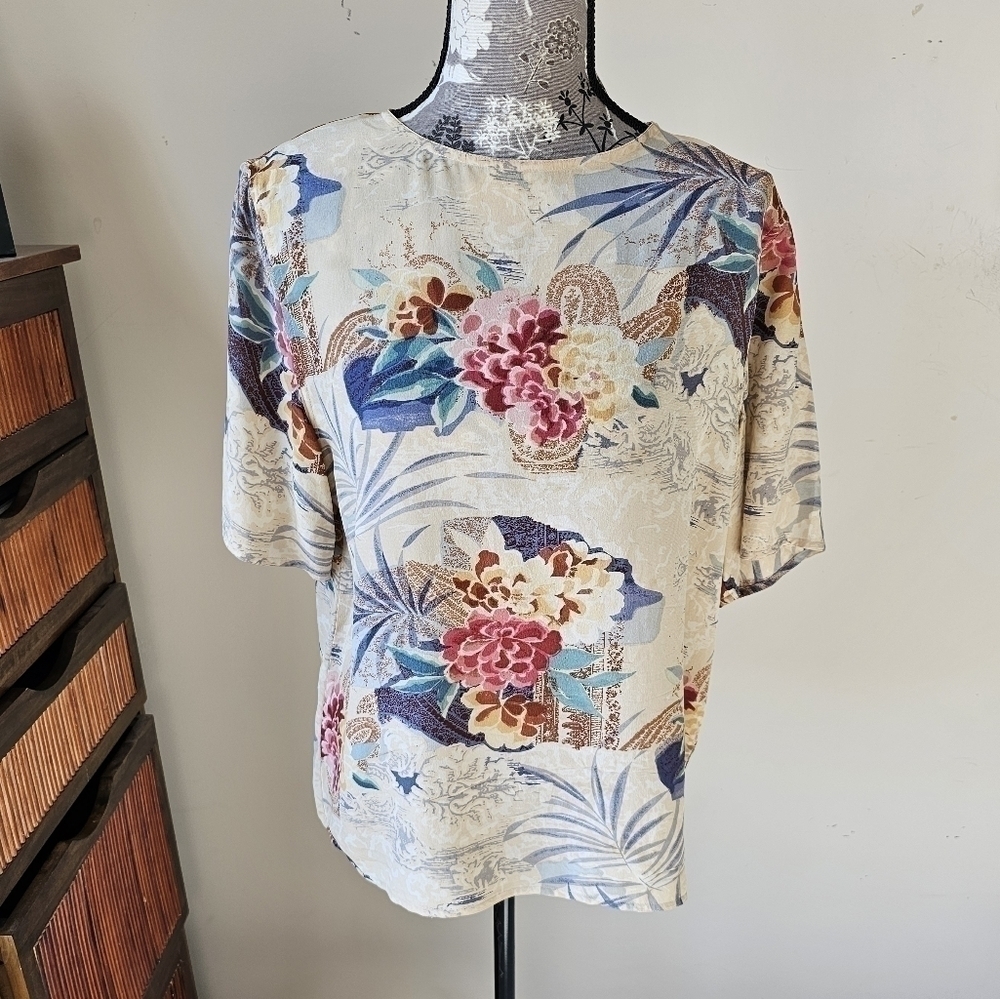 Vintage TESS 100% silk‎ Hawaiian Print shirt short Sleeve Top Sz. M
